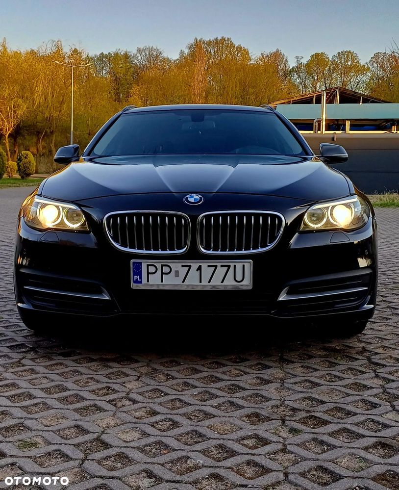 BMW Seria 5 520d xDrive Luxury Line - 3