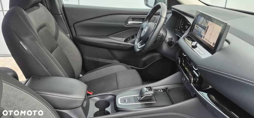 Nissan Qashqai 1.3 DIG-T mHEV N-Connecta Xtronic - 26