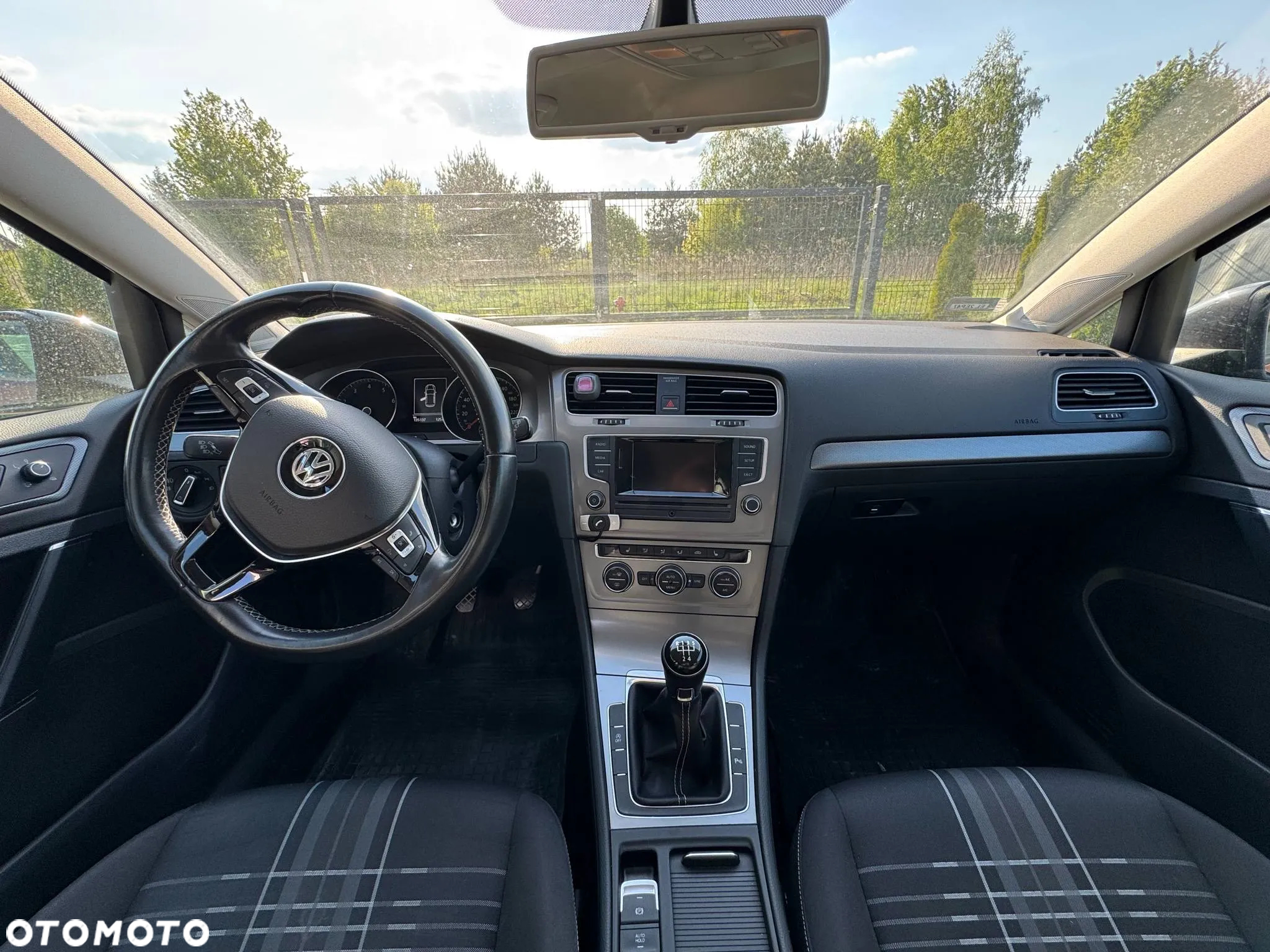 Volkswagen Golf VII 1.2 TSI BMT Trendline Perfectline - 9