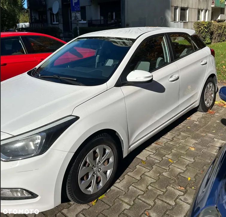 Hyundai I20 2016 photo 4