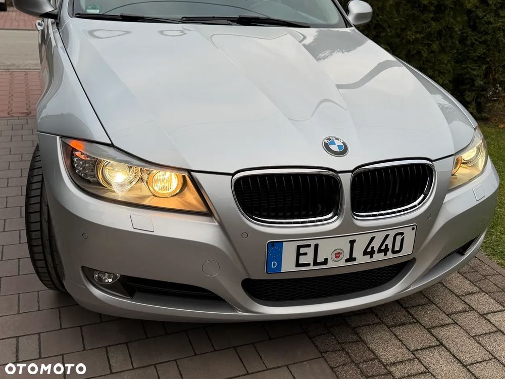 BMW Seria 3 318d DPF Edition Exclusive - 8