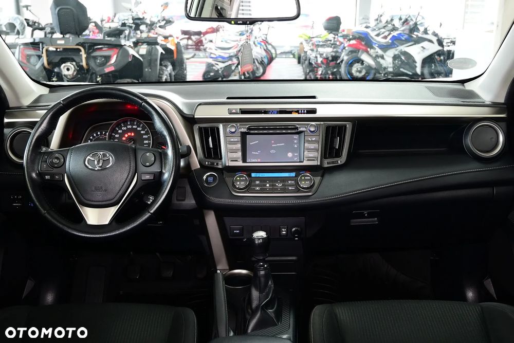 Toyota RAV4 2.0 Prestige 4x4 - 21