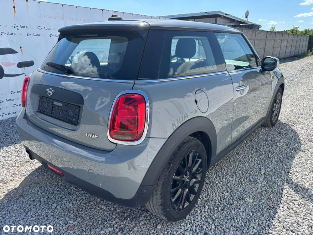 MINI ONE Blackyard - 4