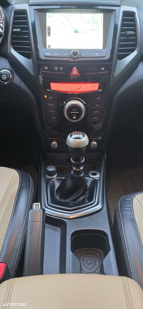 SsangYong XLV 1.6 e-XGI DLX Plus - 12