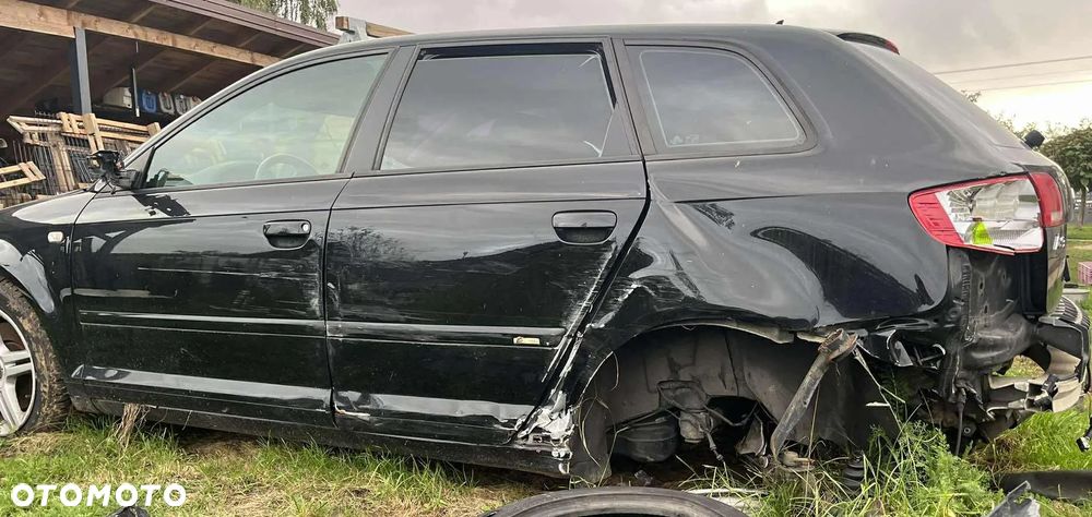 Audi A3 Sportback 2.0 TDI DPF Quattro Ambition - 5