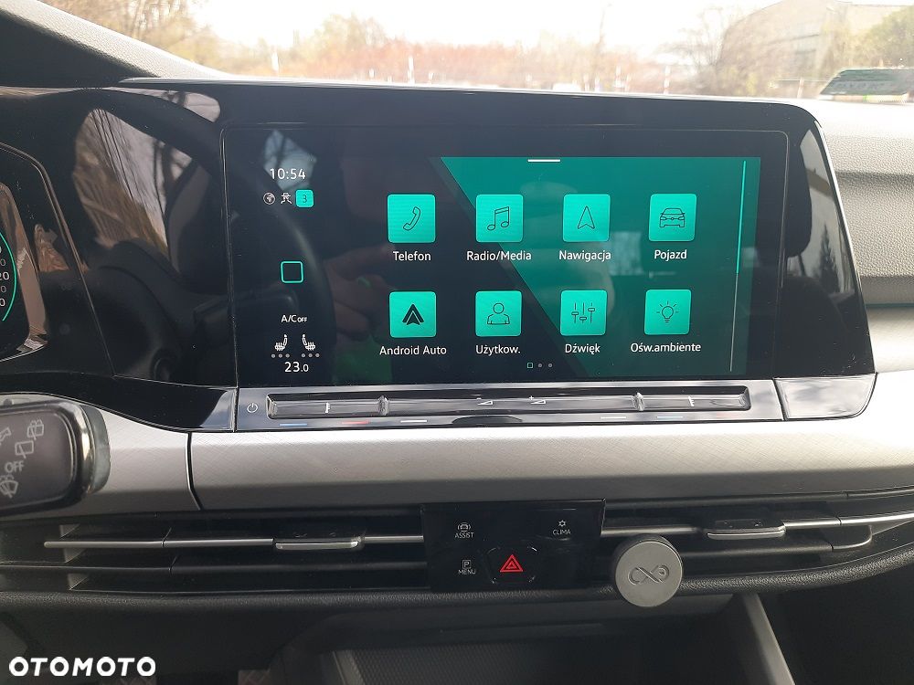 Volkswagen Golf 2.0 TDI Life - 16