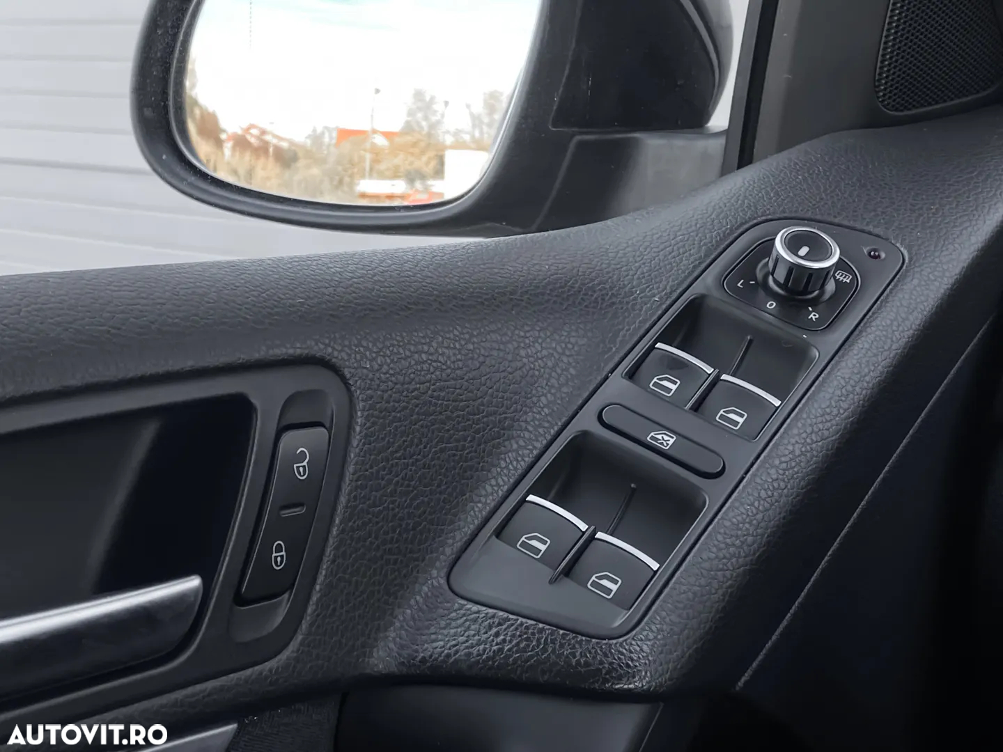 Volkswagen Tiguan - 13