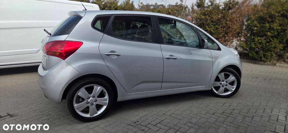 Kia Venga 1.6 CRDi 128 ISG Vision - 17