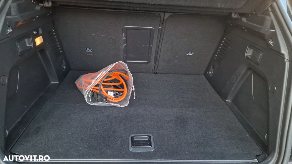 Peugeot 3008 PHEV 300 EAT8 4X4 GT - 36