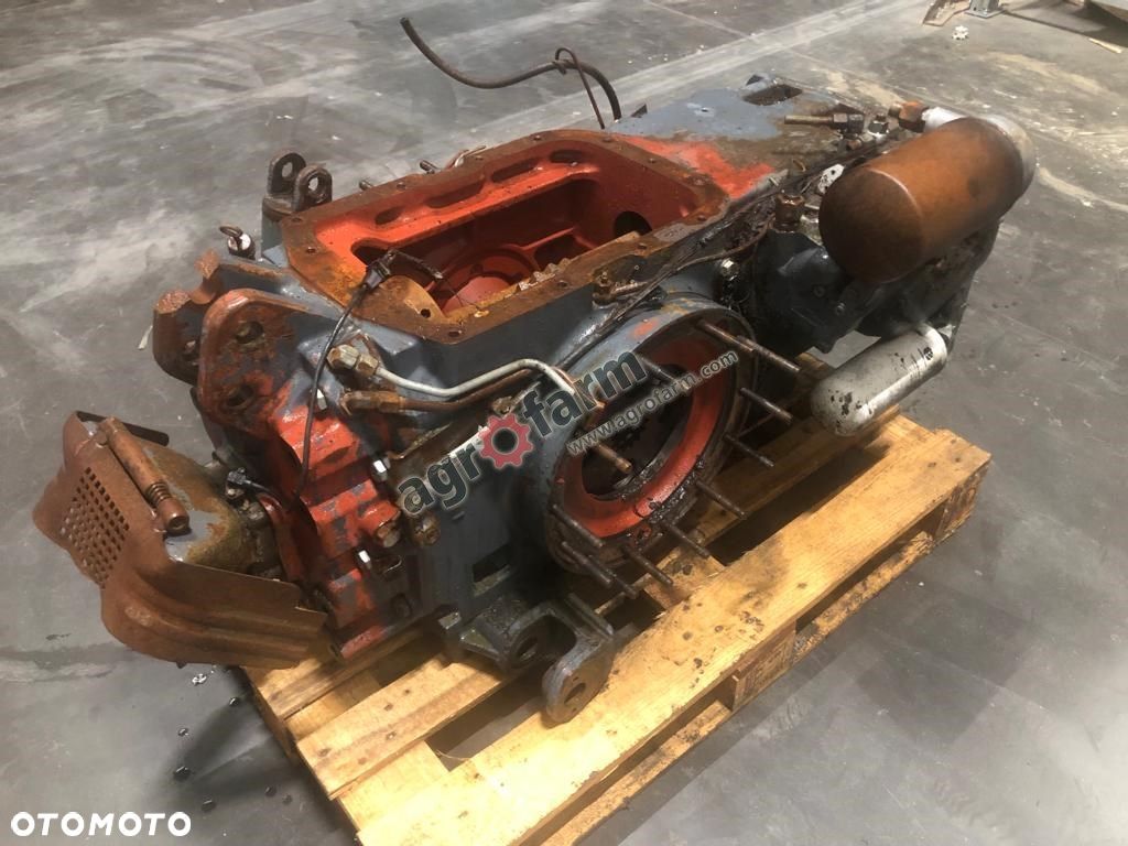 TYLNY MOST NEW HOLLAND 8160 5164888 - 1