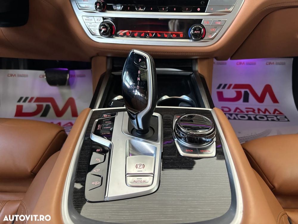 BMW Seria 7 745Le xDrive - 26