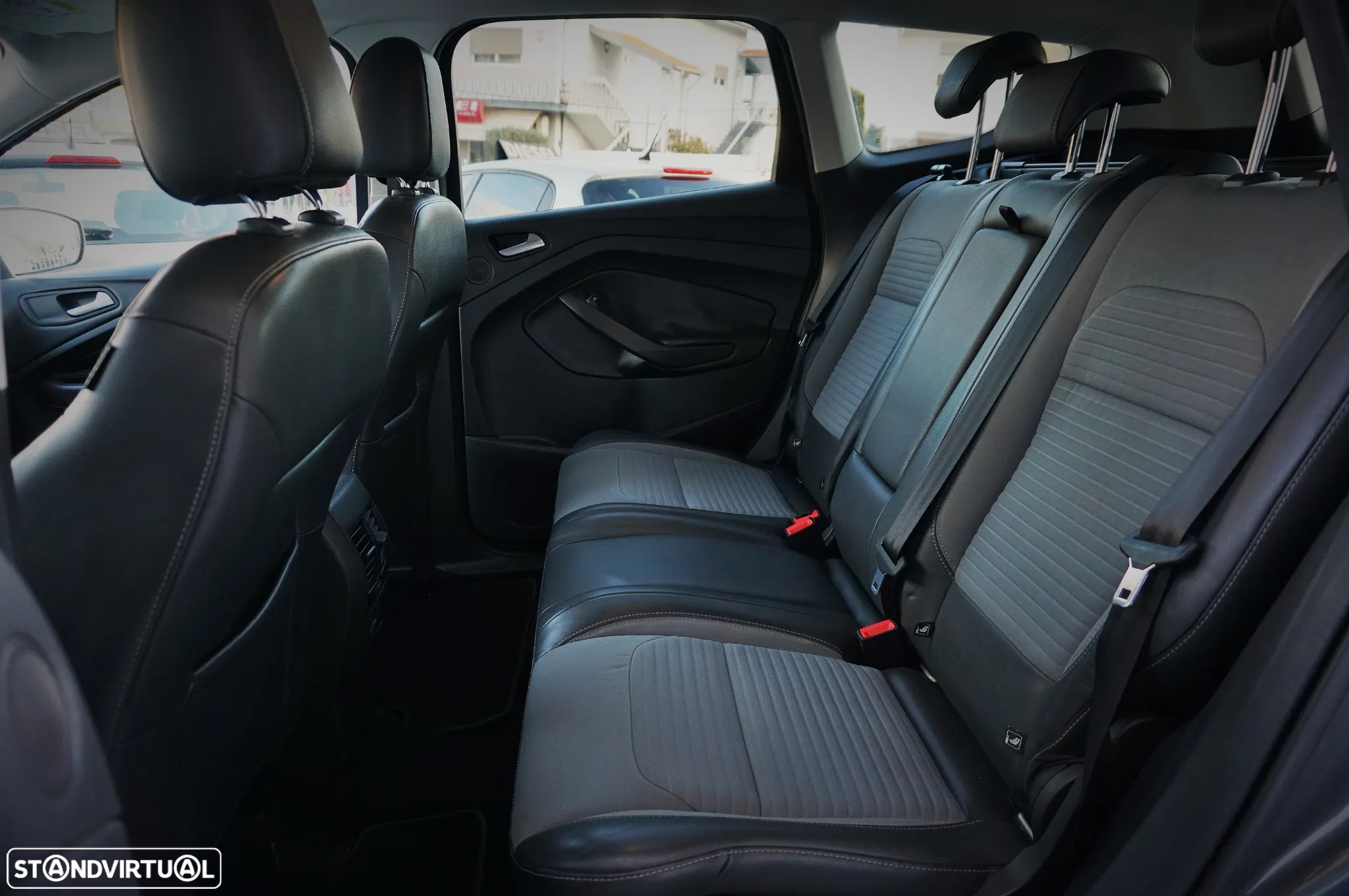 Ford Kuga 1.5 TDCi Titanium - 13