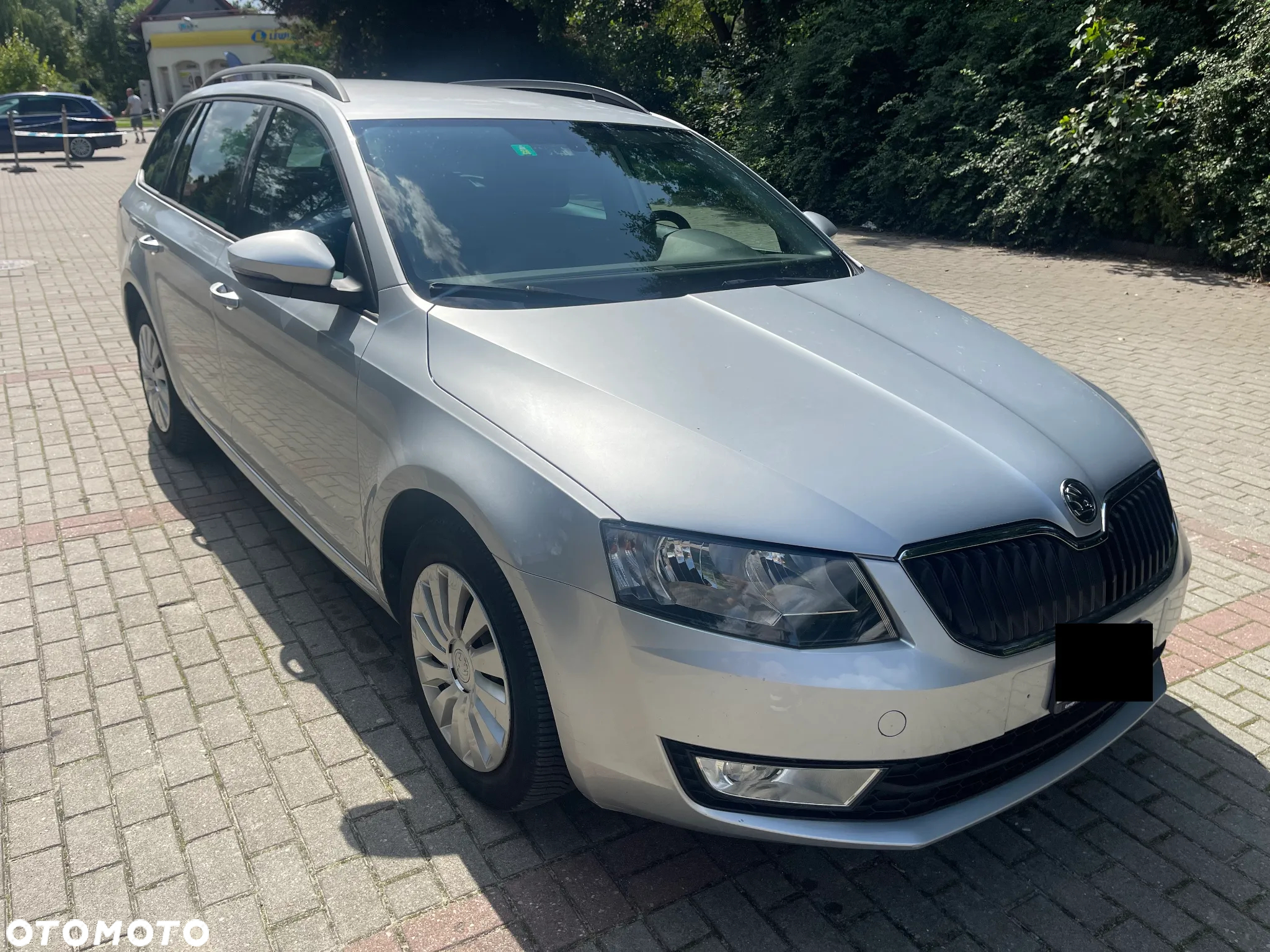 Skoda Octavia 1.6 TDI Ambition DSG - 4