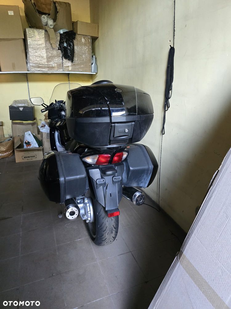 Yamaha FJR - 7