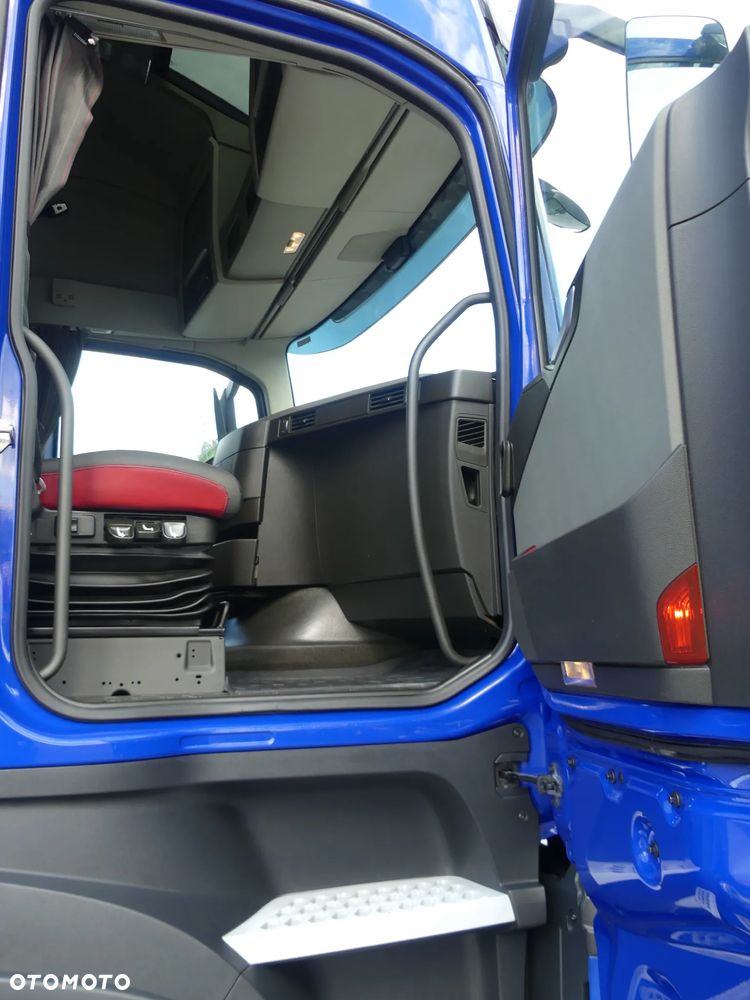 Volvo FH4 460 / EURO 6 / AUTOMAT / STANDARD / - 28