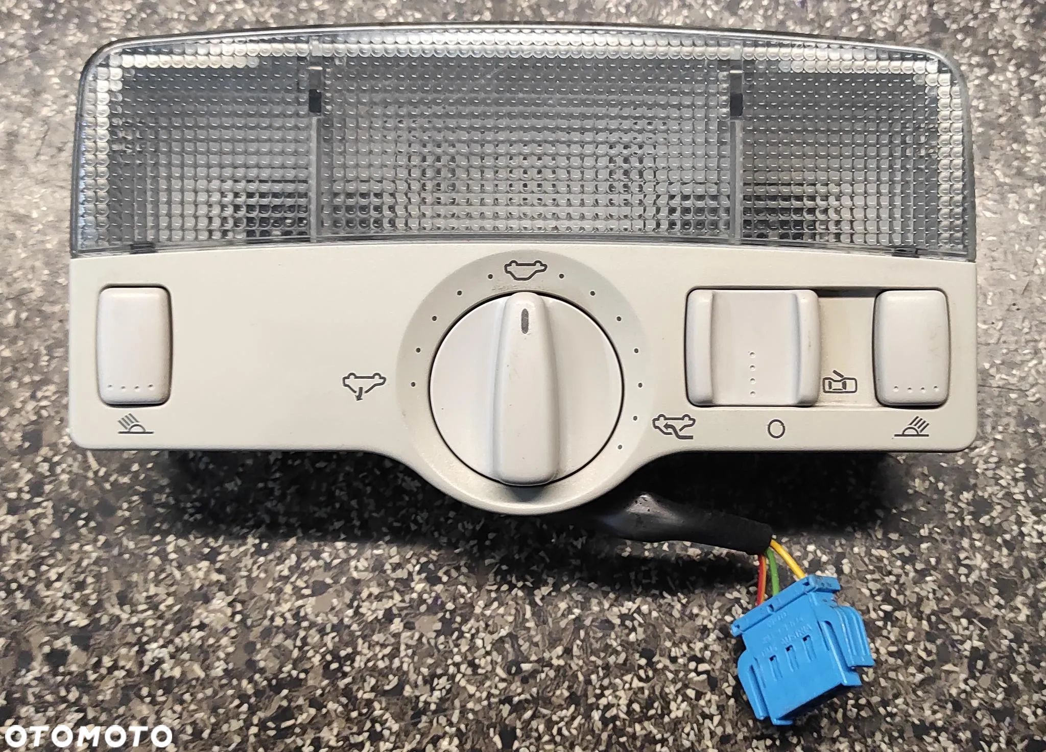 Lampka podsufitki Vw Golf IV szyberdach - 1