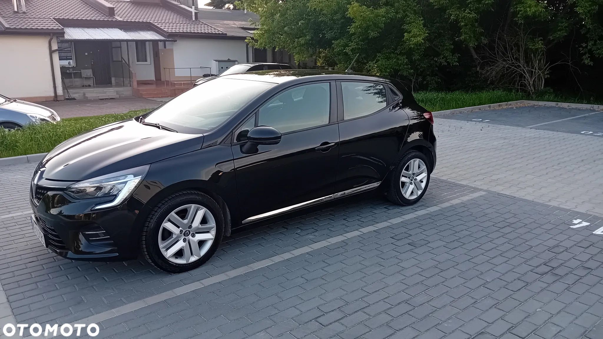 Renault Clio 1.0 TCe Zen - 1