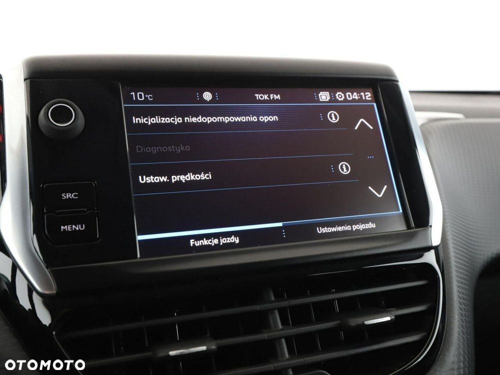 Peugeot 2008 1.6 BlueHDi Style - 27
