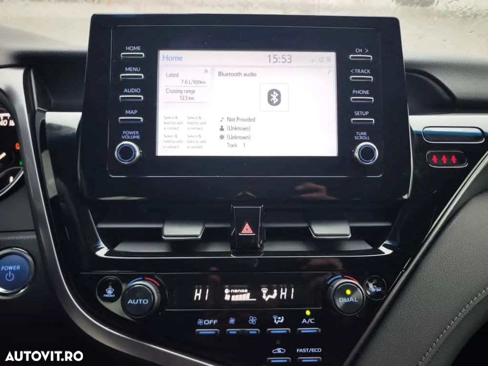 Toyota Camry 2.5 Hybrid Business - 20