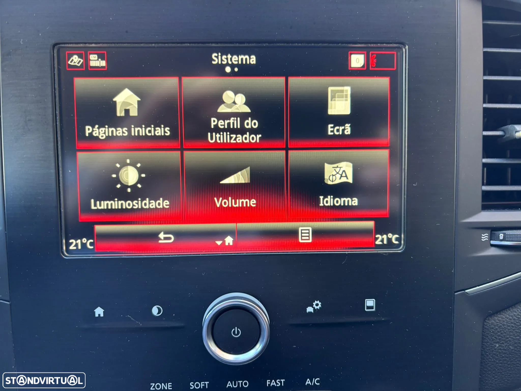Renault Mégane Sport Tourer 1.5 Blue dCi Limited J17 - 33
