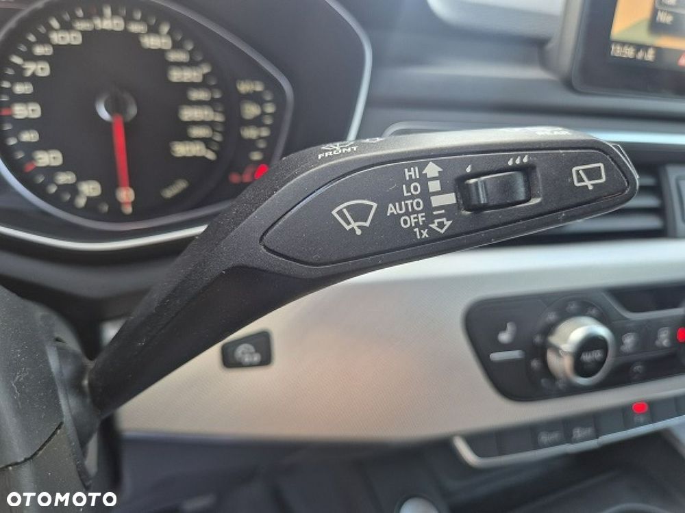 Audi A4 Avant 2.0 TDI clean diesel Multitronic - 29