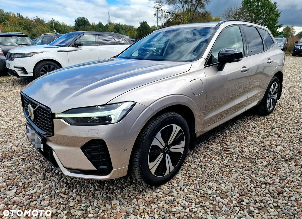 Volvo XC 60 T6 Plug-In Hybrid AWD Ultra Dark - 12