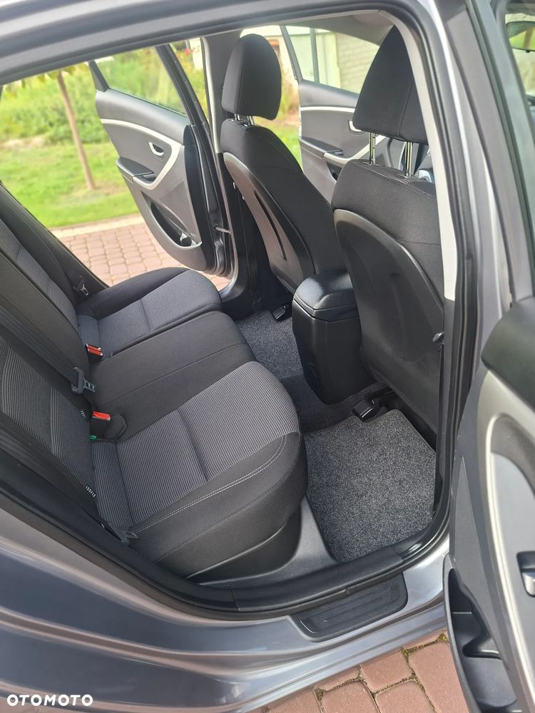 Hyundai i30 - 16