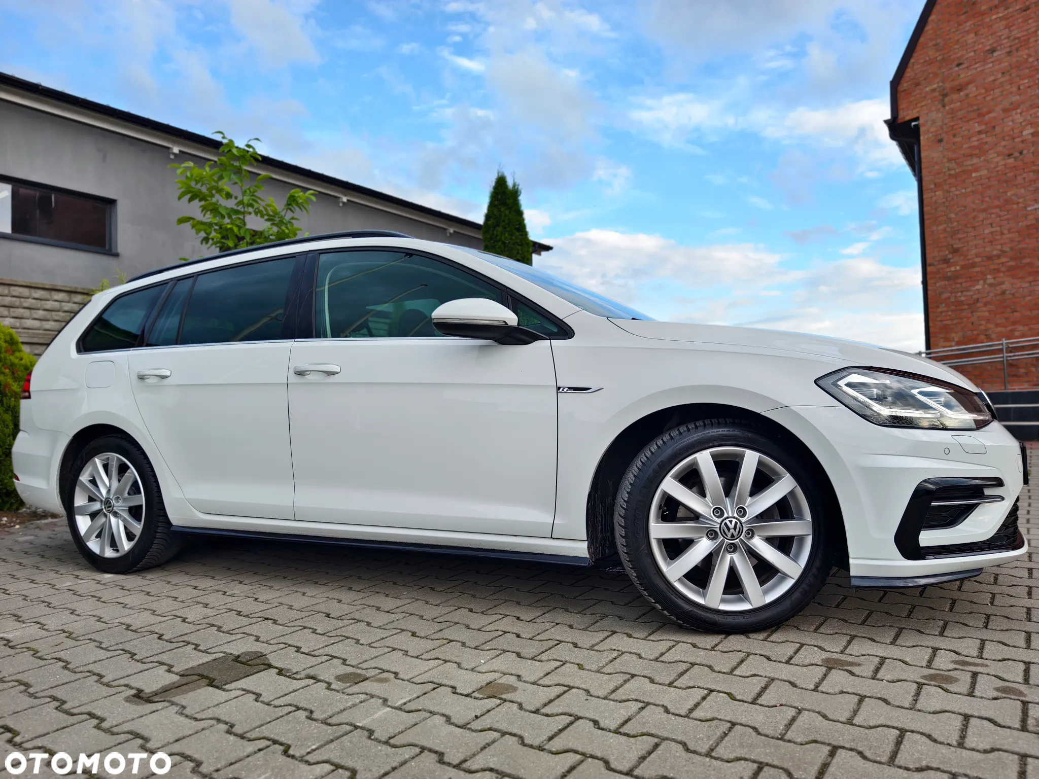 Volkswagen Golf 2.0 TDI SCR Highline - 38