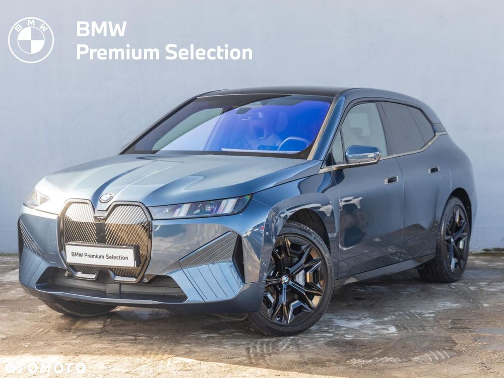 BMW iX - 1