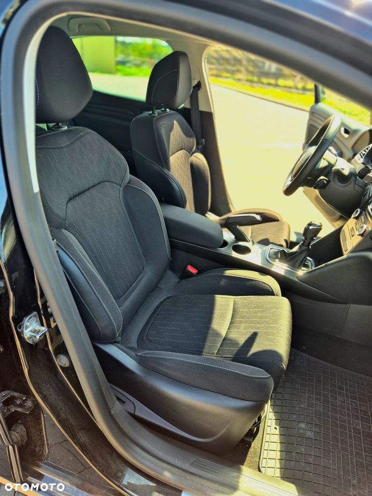 Renault Megane 1.3 TCe FAP Limited - 21