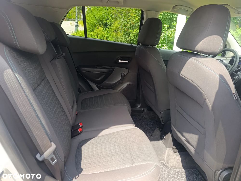 Chevrolet Trax 1.4T AWD LS - 17