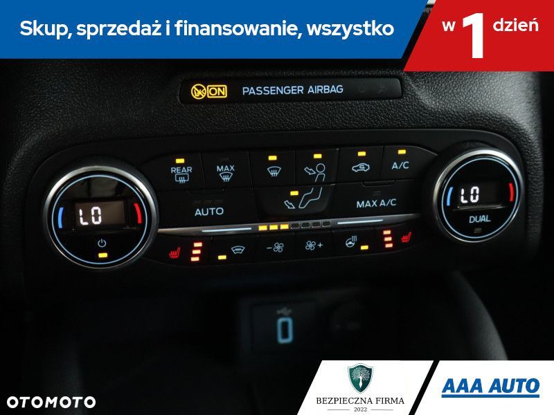 Ford Focus SW - 18