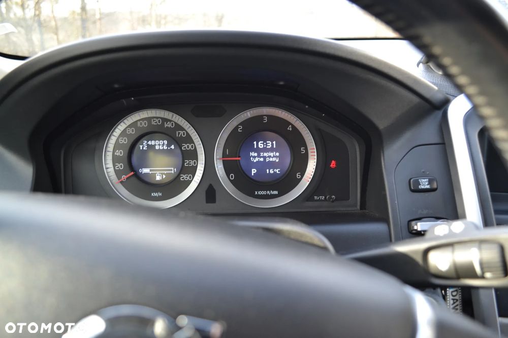 Volvo XC 60 D5 AWD Summum - 10