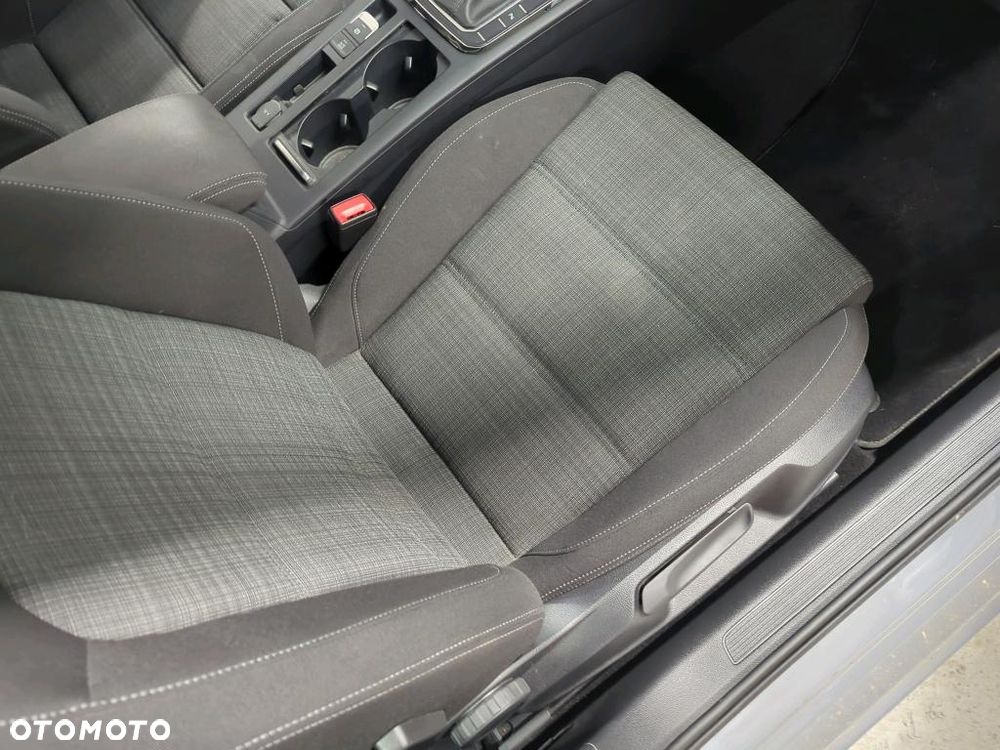 Volkswagen Passat 1.5 TSI EVO Business - 16