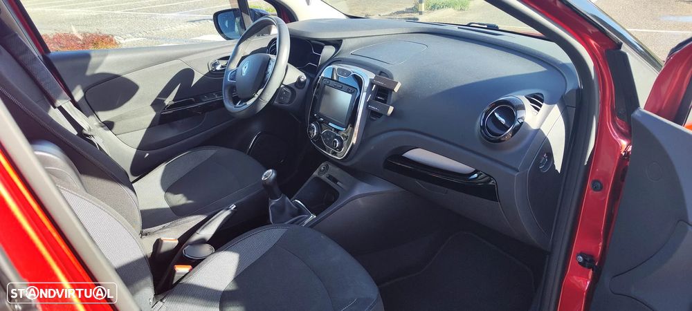 Renault Captur 0.9 TCE Exclusive - 4