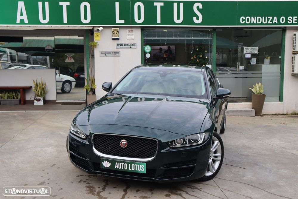 Jaguar XE 2.0 D Prestige Aut. - 1