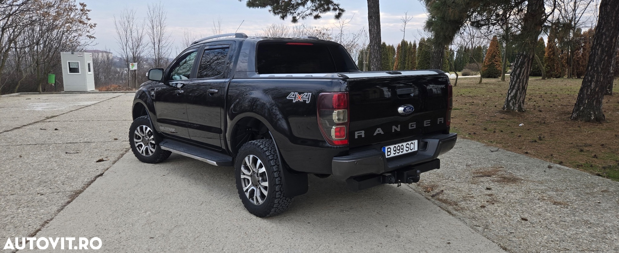 Ford Ranger Pick-Up 3.2 TDCi 4x4 Cabina Dubla WILDTRACK Aut. - 6