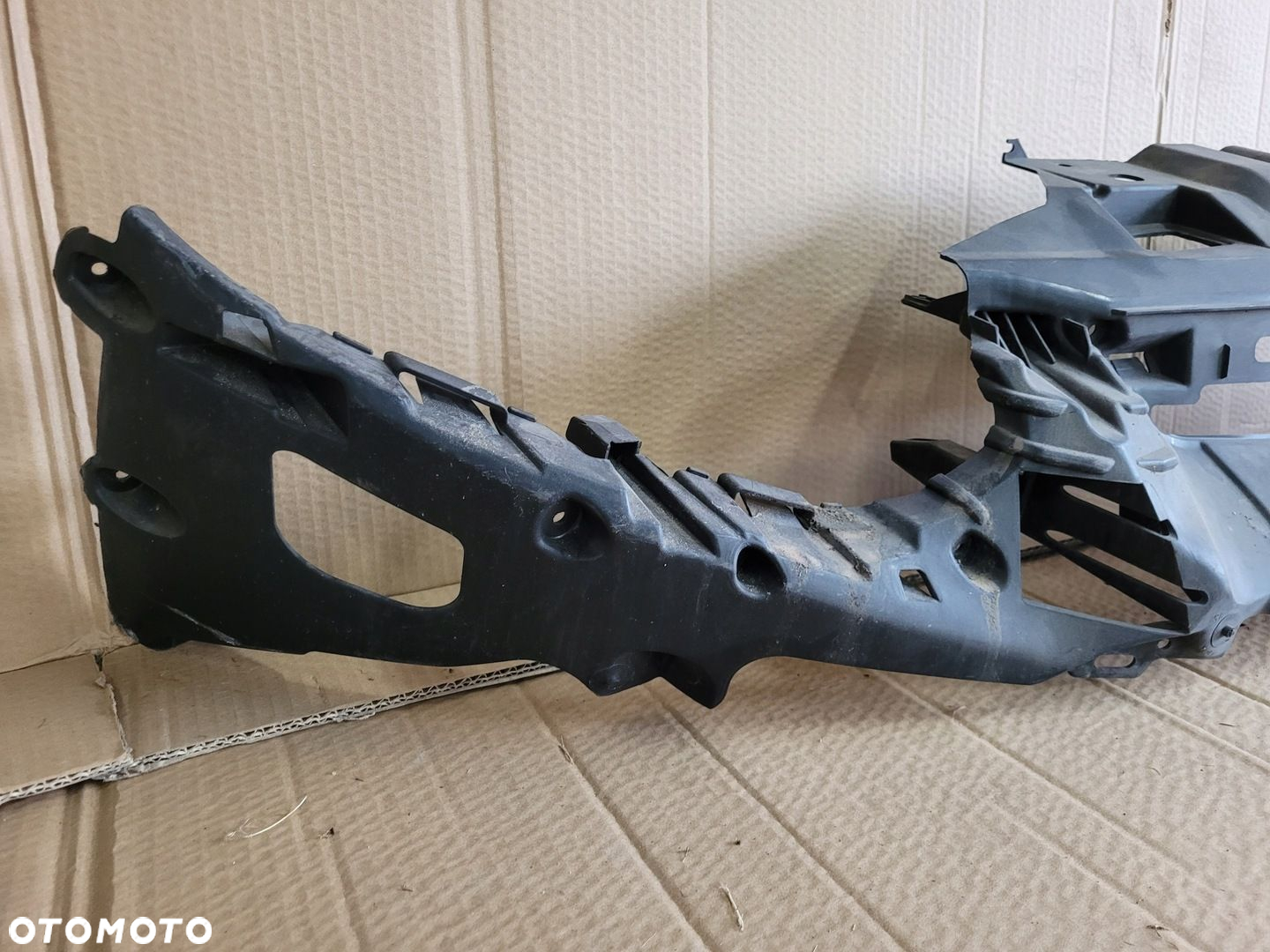 PAS PRZEDNI WZMOCNIENIE ZDERZAKA PRZÓD FOCUS MK3 III BM5117E778 - 4