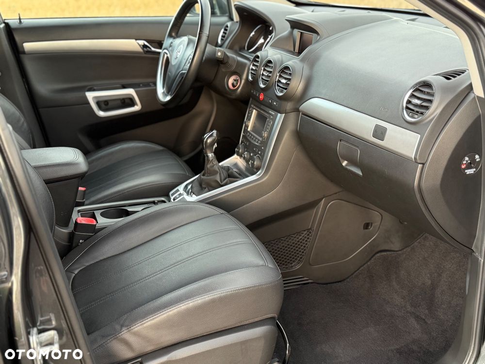 Opel Antara - 16
