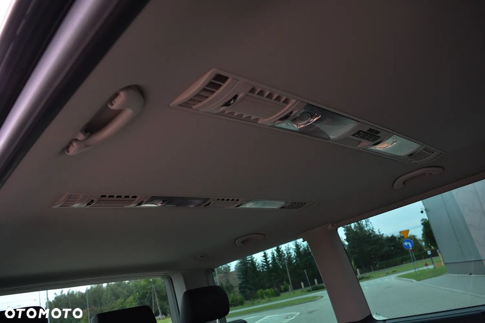 Volkswagen Multivan 2.0 TDI L1 Generation SIX DSG - 35