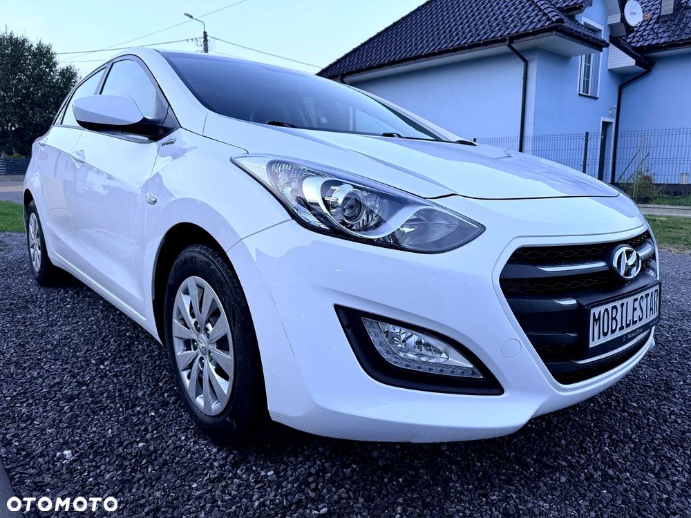 Hyundai i30 1.4 Family - 26