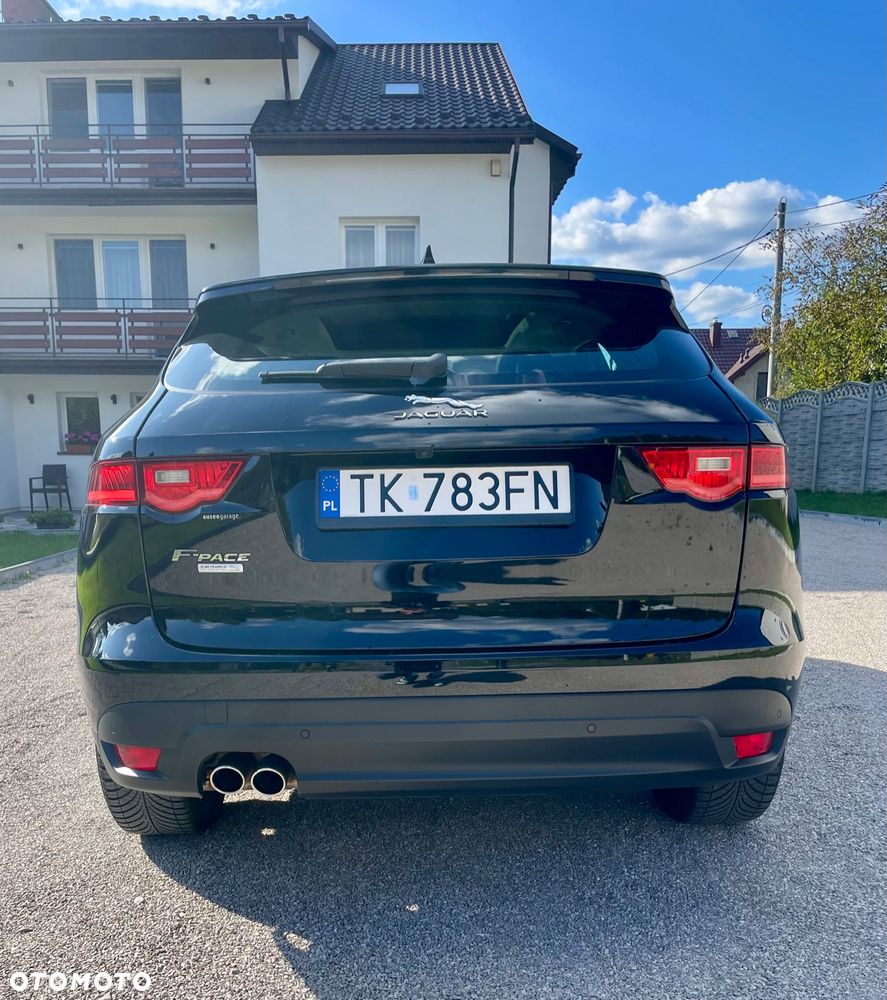 Jaguar F-Pace - 7