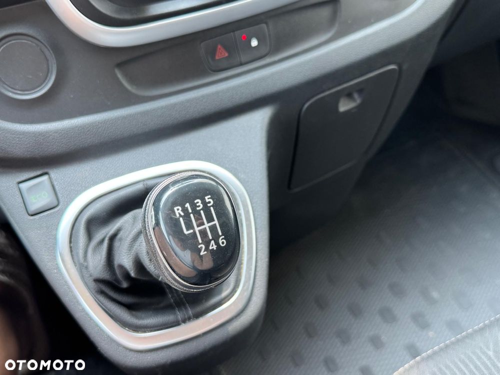 Renault Trafic - 27