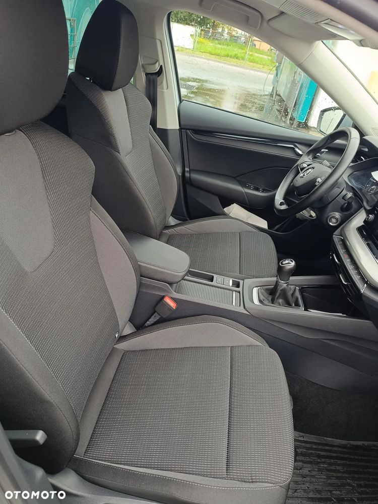 Skoda Octavia 1.5 TSI GPF ACT Ambition - 8