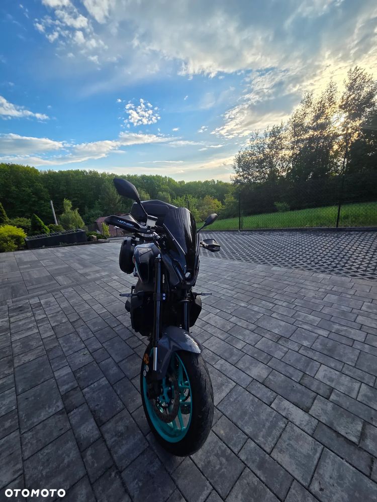Yamaha MT - 4
