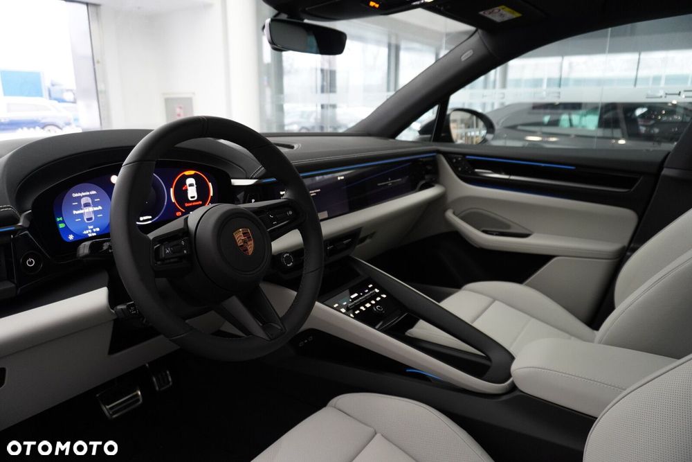 Porsche Macan - 21