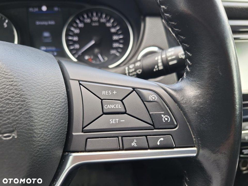 Nissan Qashqai - 21