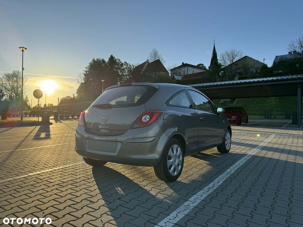 Opel Corsa 1.4 Enjoy - 6