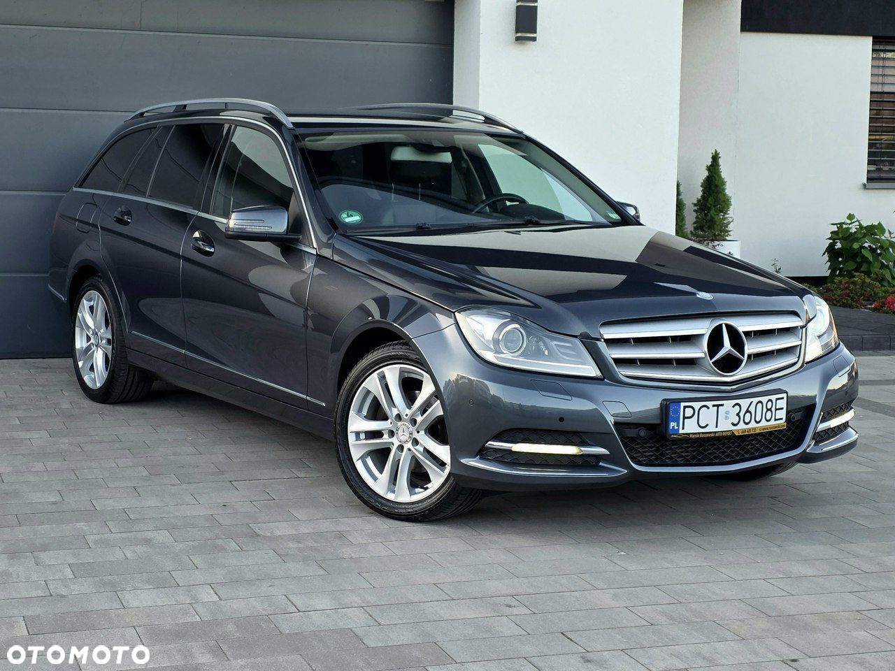 Mercedes-Benz Klasa C 200 CDI BlueEff Avantgarde - 26