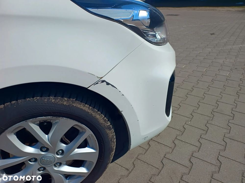 Kia Carens 1.7 CRDi L - 26